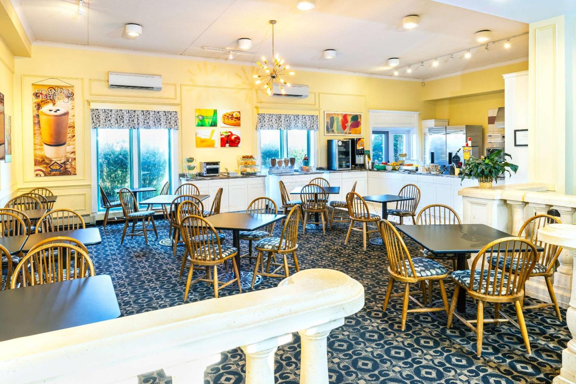 Quality Inn & Suites Garden Of The Gulf Summerside Ngoại thất bức ảnh