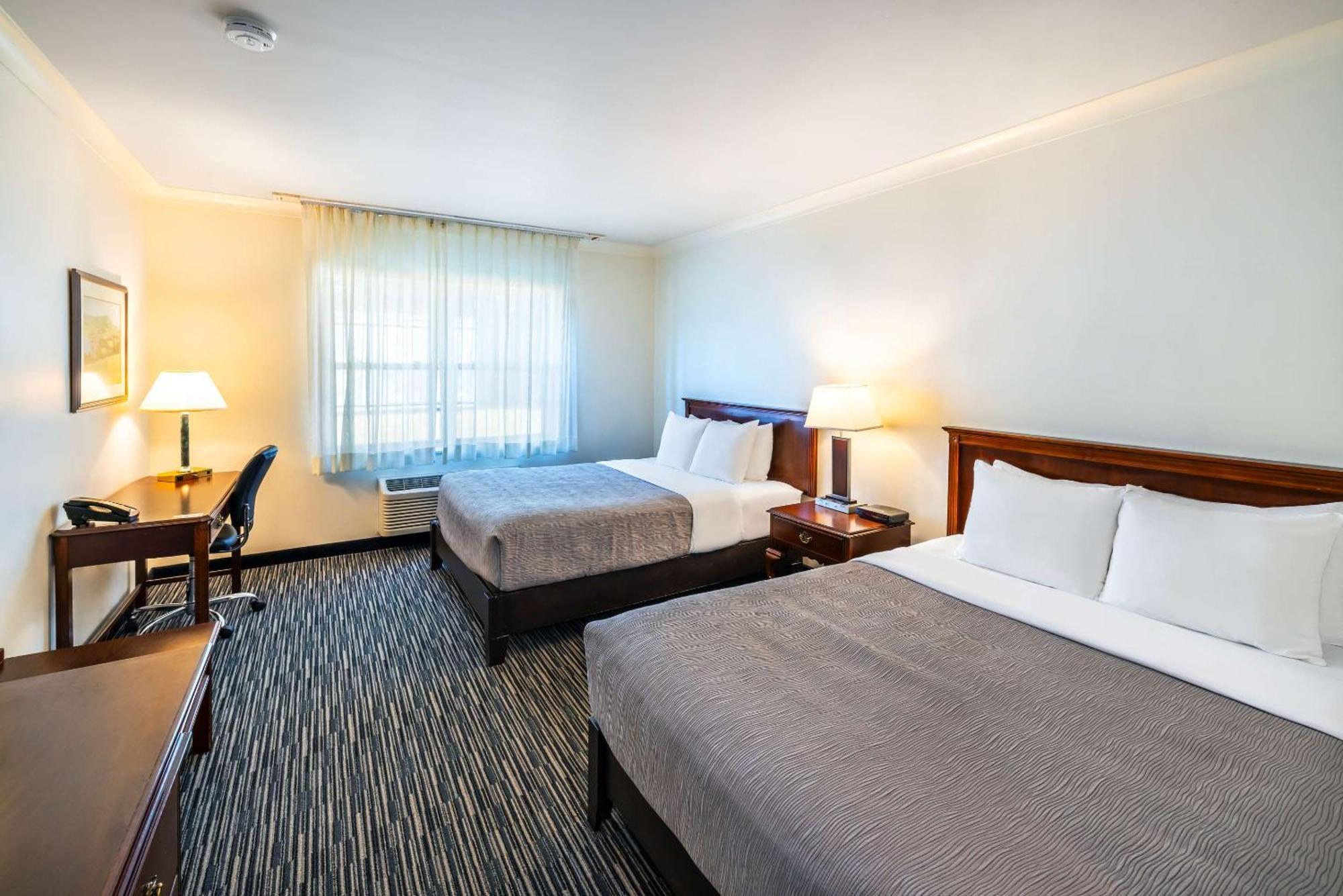 Quality Inn & Suites Garden Of The Gulf Summerside Ngoại thất bức ảnh