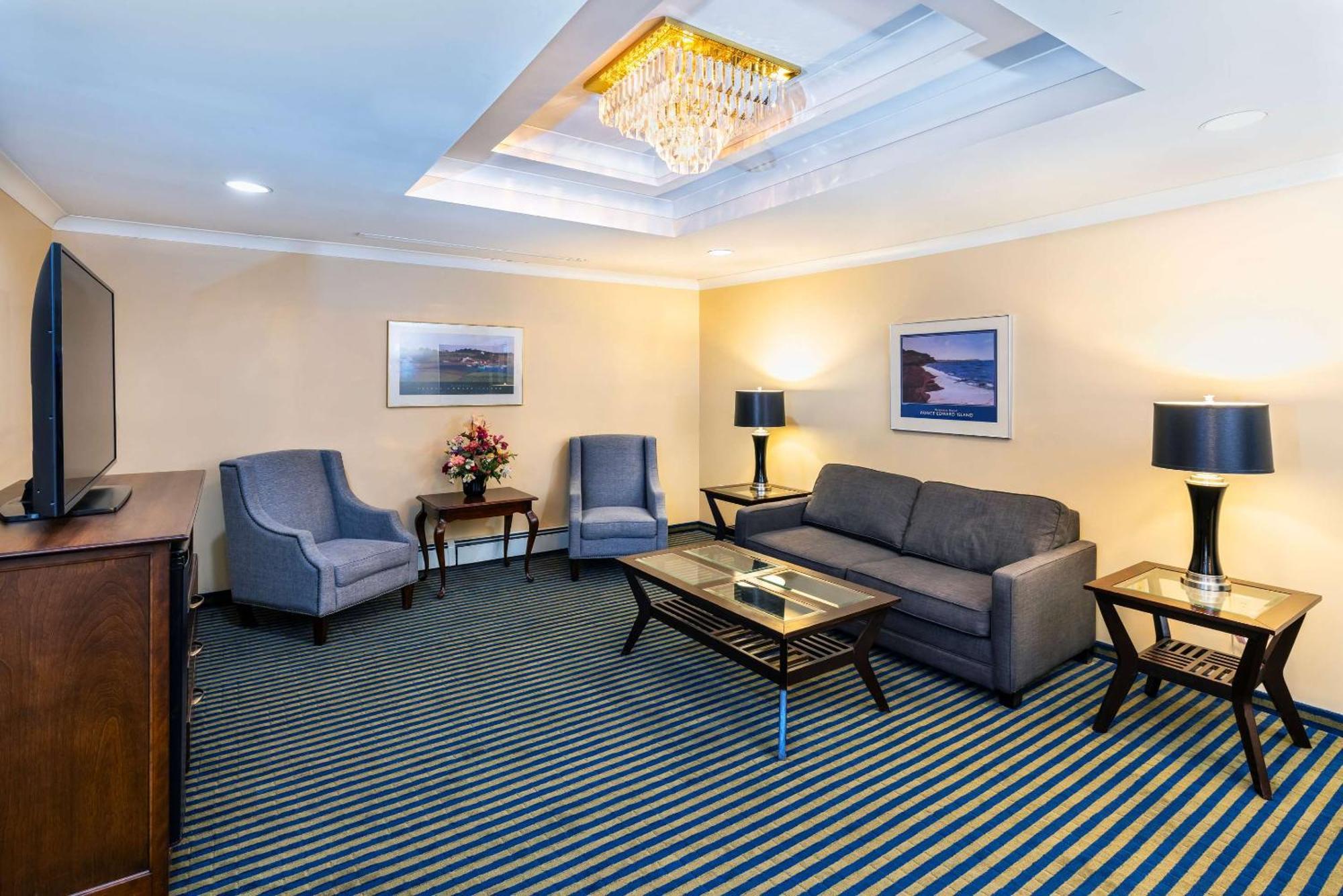 Quality Inn & Suites Garden Of The Gulf Summerside Ngoại thất bức ảnh
